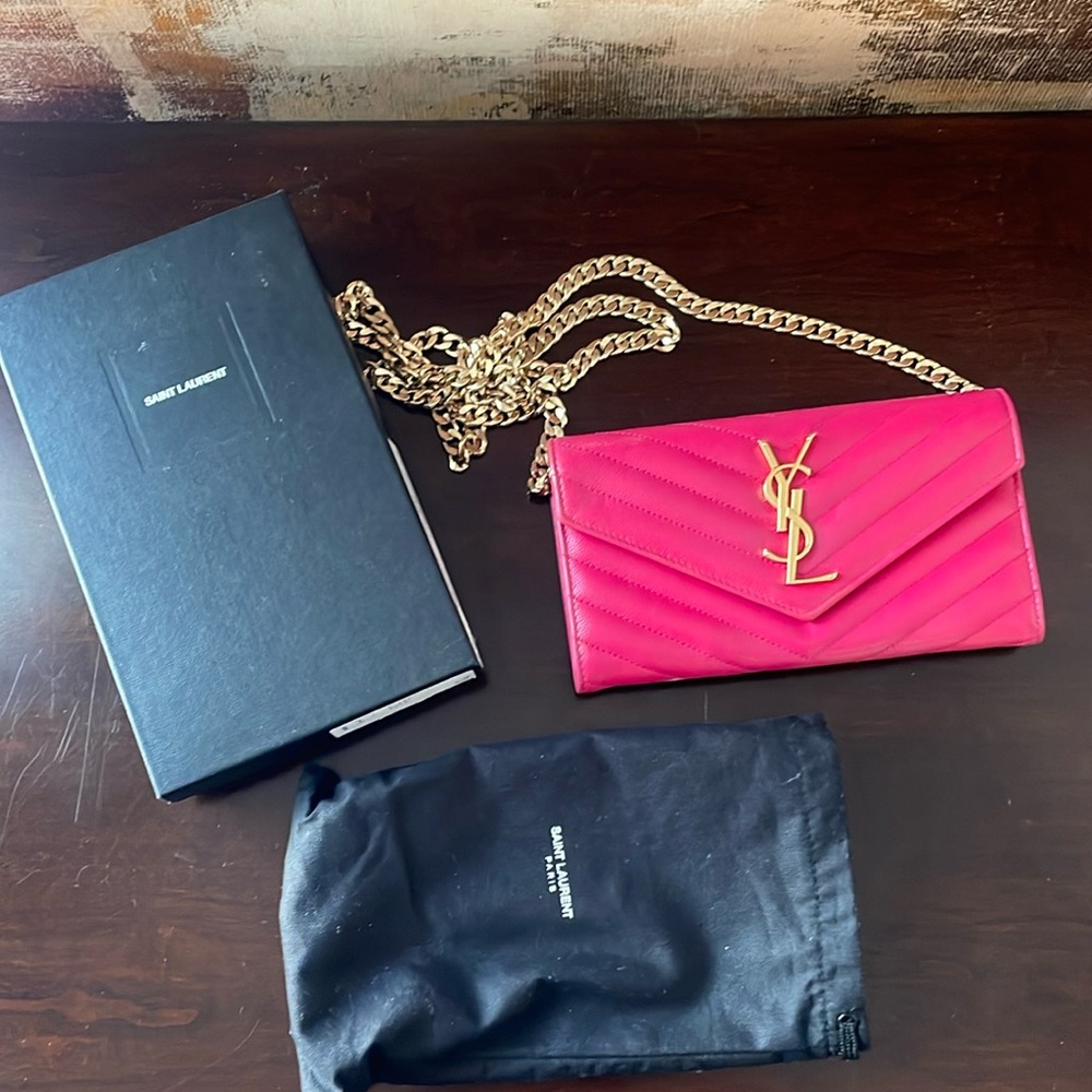 Authentic YSL wallet on chain